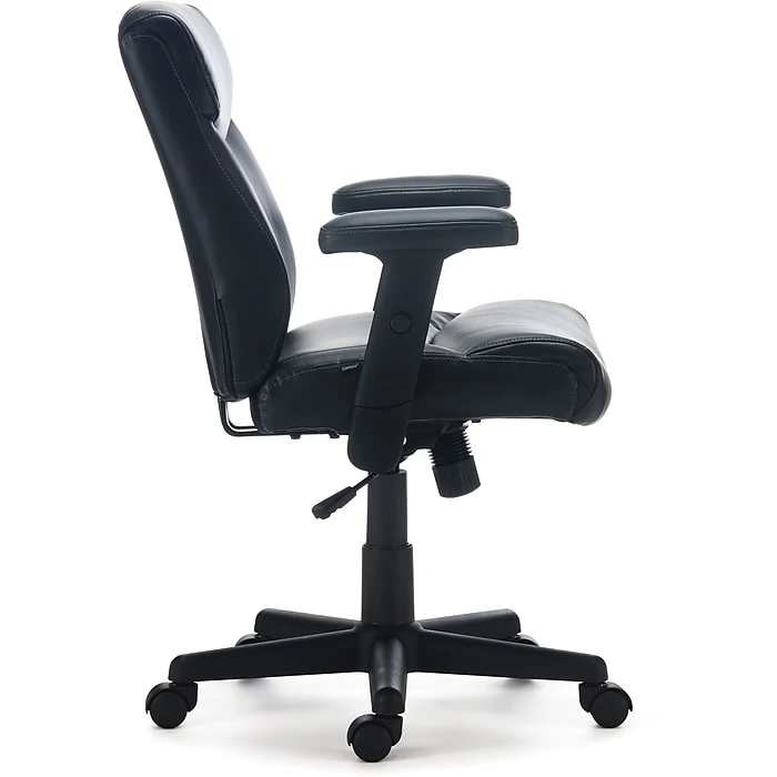 Staples Traymore Luxura Managers Chair, Black (59425-CC) 4 Staples Traymore Luxura Managers Chair, Black (59425-CC) - Image 2